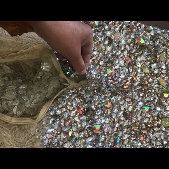 Dress - Picture 6 of 8